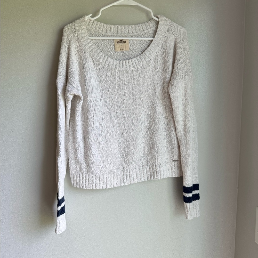 Hollister Cream Scoop Neck Sweater with Navy Stripe Cuffs